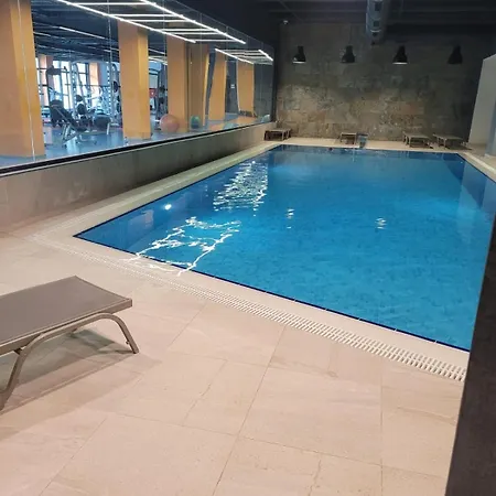Apartment 5 Etoiles A16 *